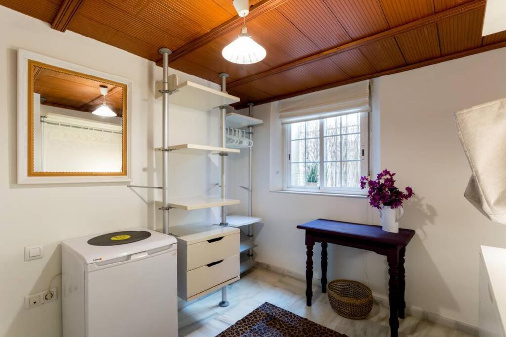 Pretty Duplex In Bohemian District-City Center Севиля Екстериор снимка