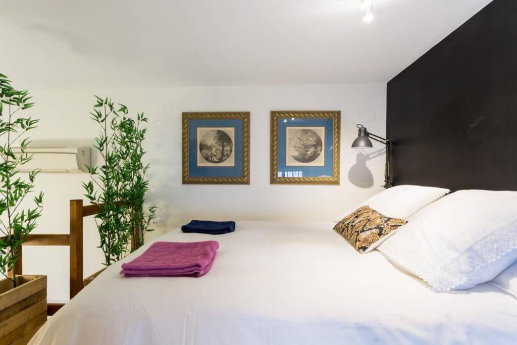 Pretty Duplex In Bohemian District-City Center Севиля Екстериор снимка