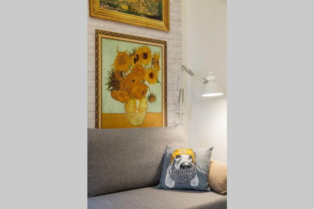 Pretty Duplex In Bohemian District-City Center Севиля Екстериор снимка